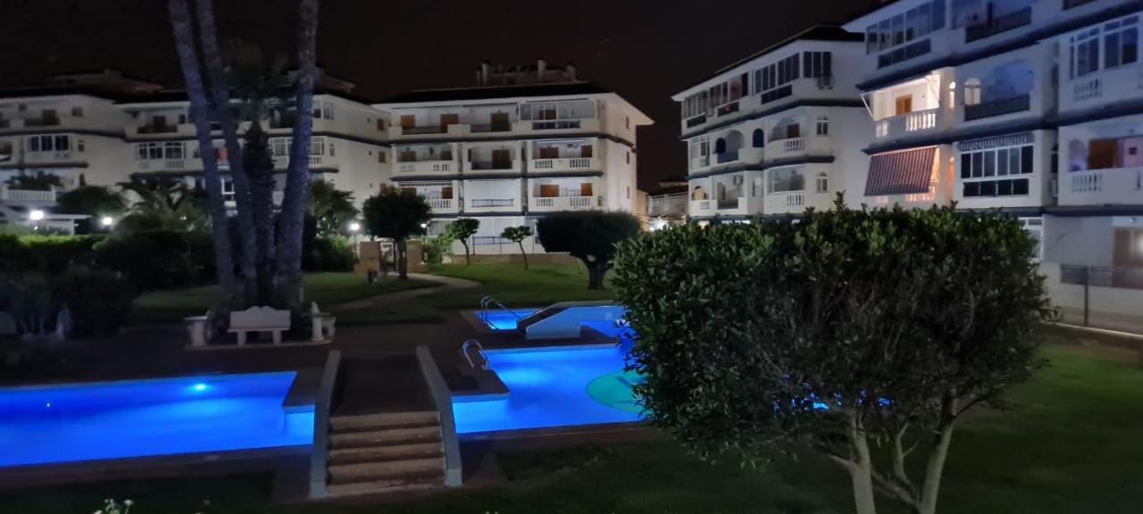 Apartamento Cerca De La Playa La Mata La Mata  Exterior photo